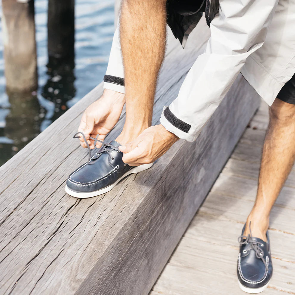 BURKE FLINDERS LEATHER DECK SHOE - NAVY