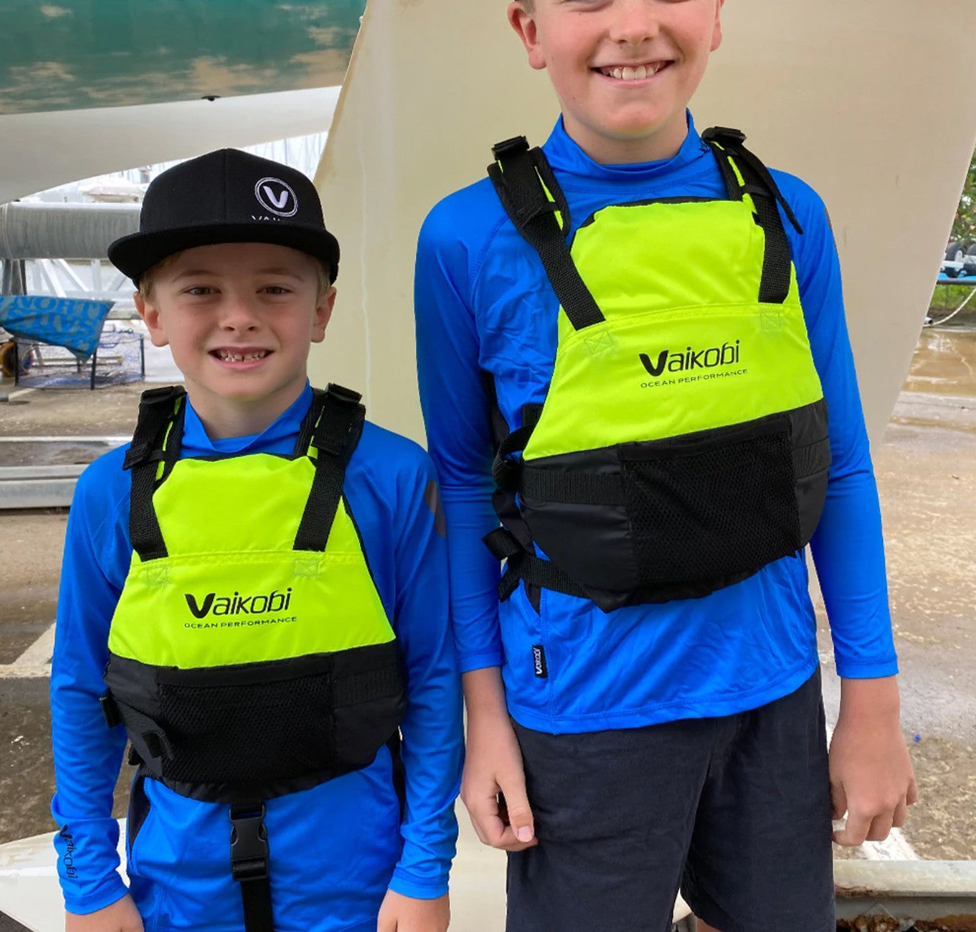 VAIKOBI JUNIOR PFD - FLURO YELLOW