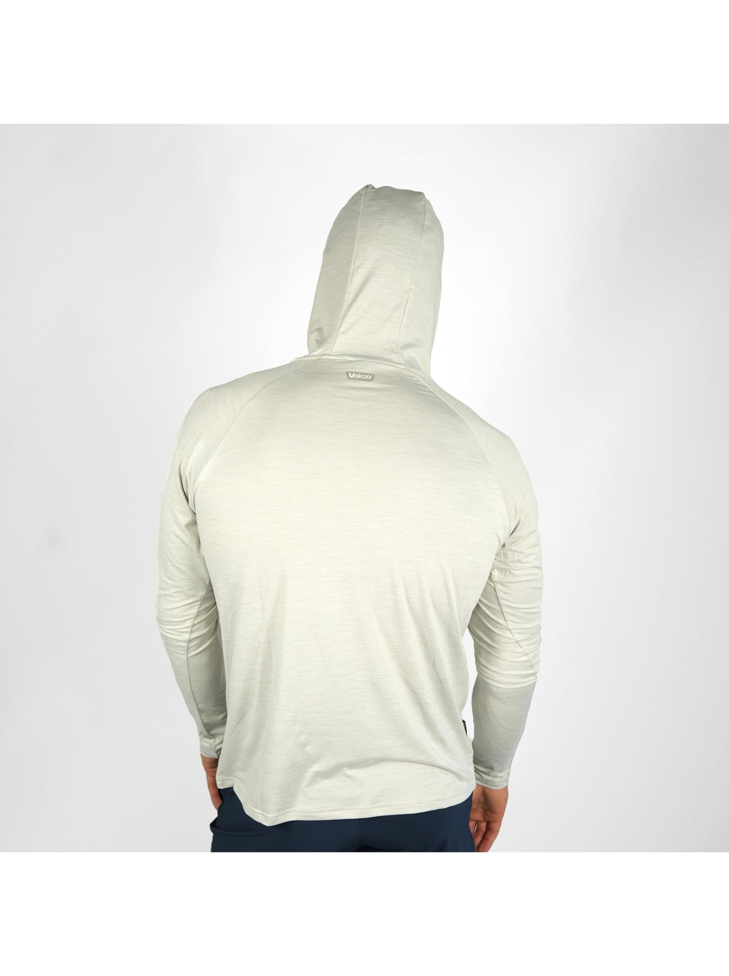 VAIKOBI UV PERFORMANCE HOODED TECH TOP - SILVER