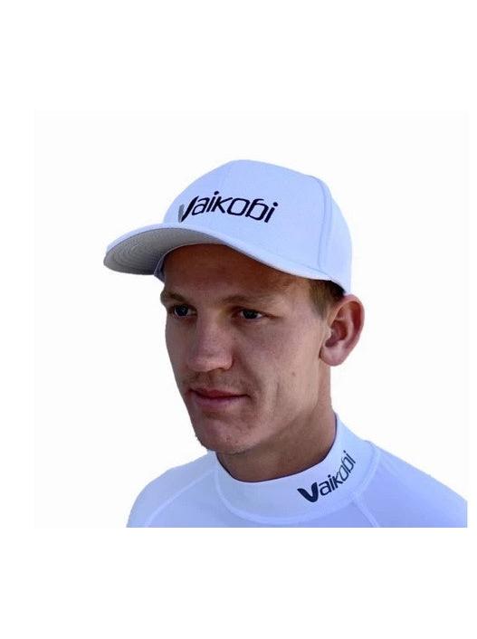 VAIKOBI PERFORMANCE MESH HAT LOGO - WHITE