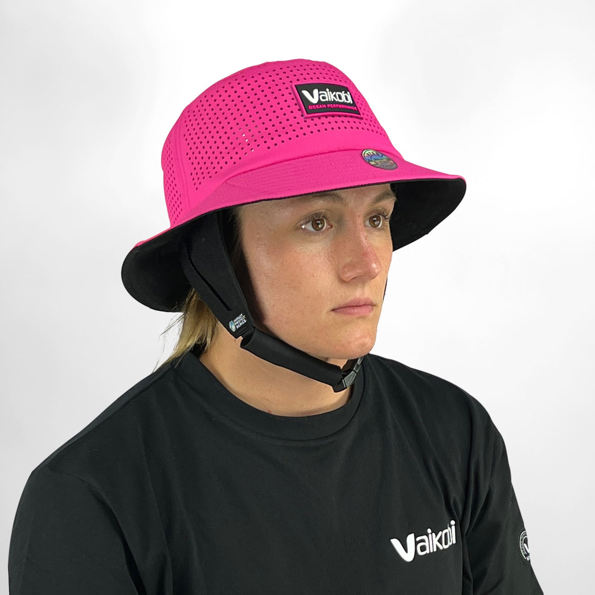 Vaikobi Bucket Bump Hat Gen II – Pink – worn