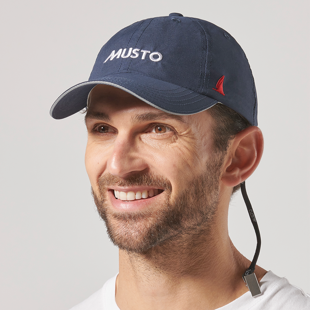 Musto Essential Fast Dry Crew Cap - Navy