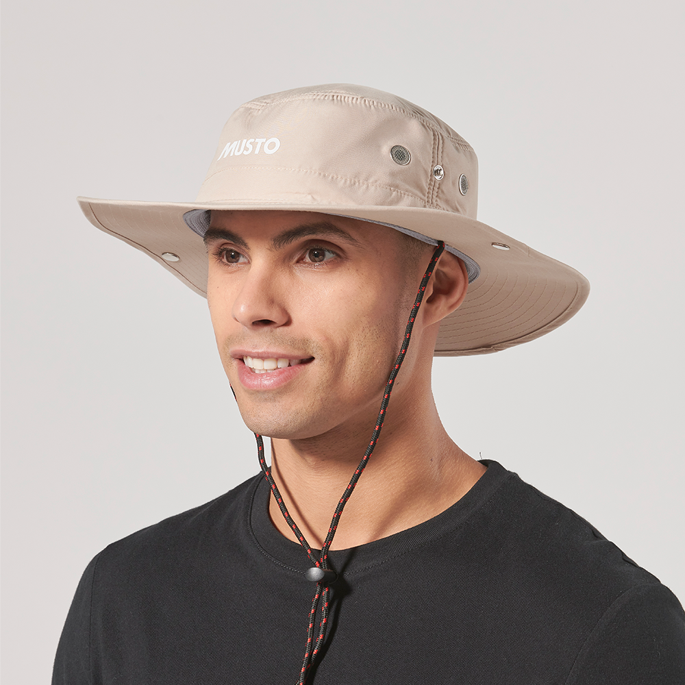 Musto Evolution Fast Dry Brimmed Hat - Light Stone