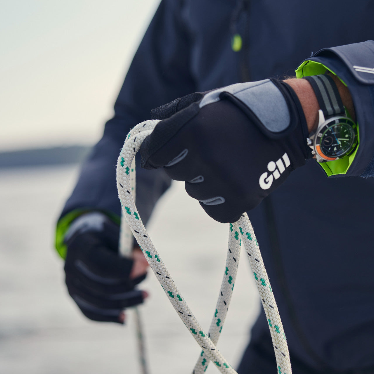GILL SHORT FINGER DECK HAND GLOVES