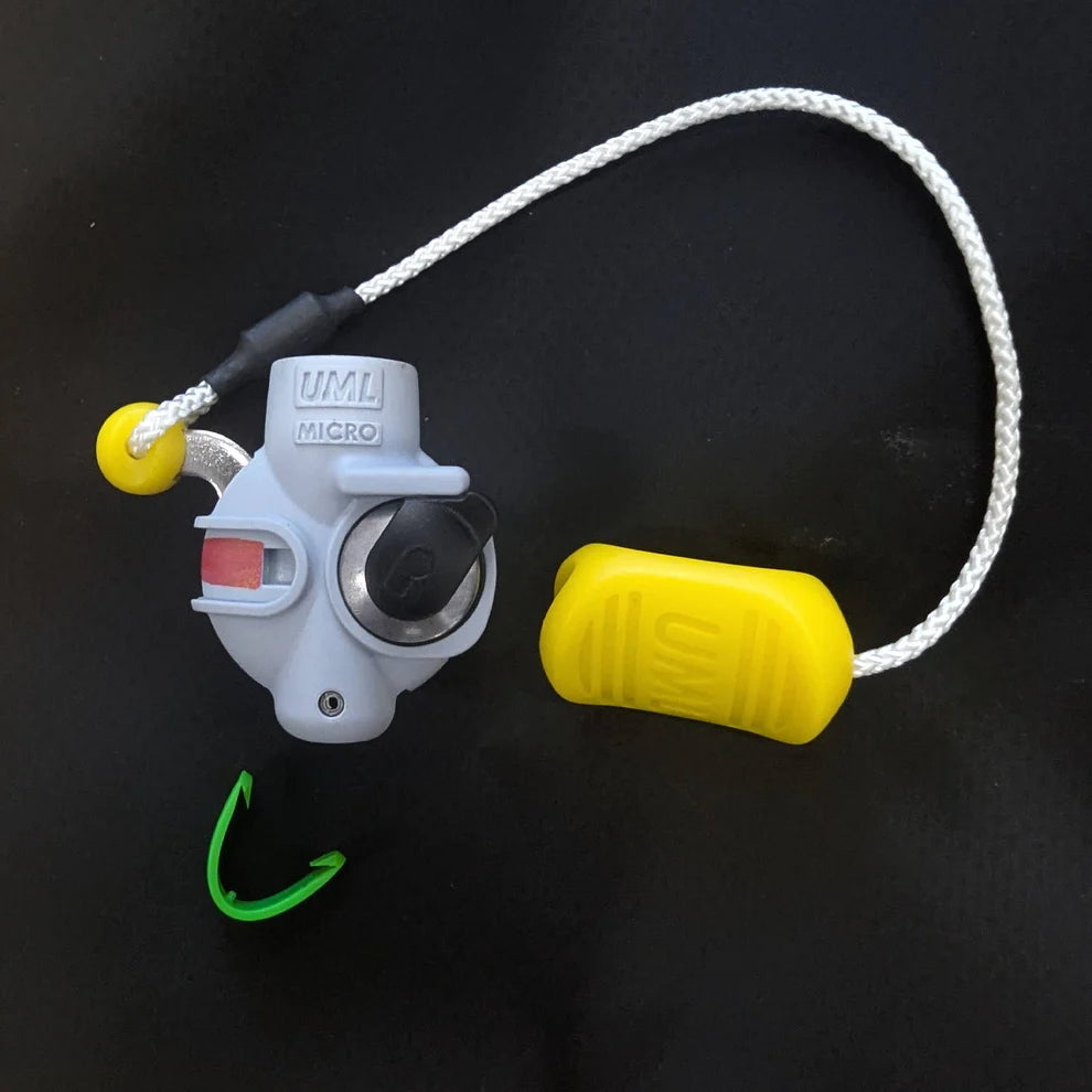 BURKE INDICATOR CLIP FOR INFLATABLE PFD - SOLD INDIVIDUALLY - IRUMS6002