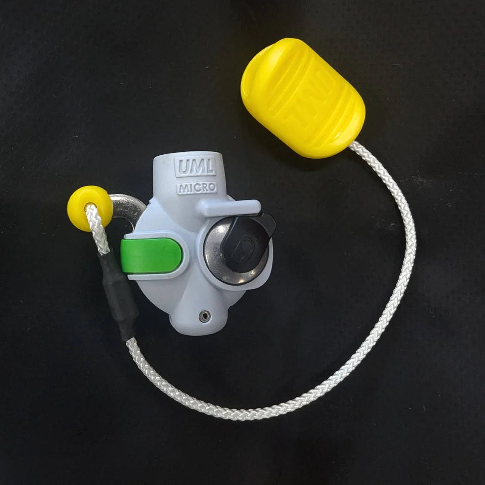 BURKE INDICATOR CLIP FOR INFLATABLE PFD - SOLD INDIVIDUALLY - IRUMS6002