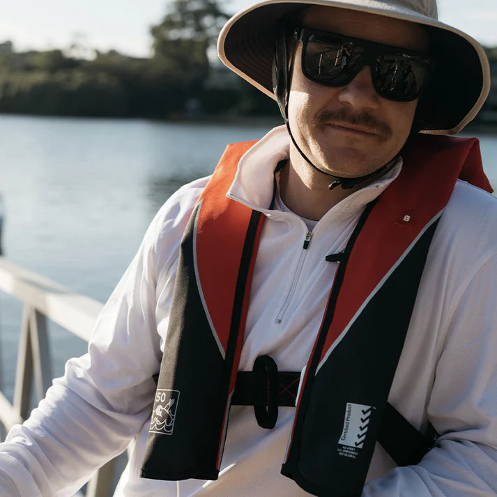 BURKE WHIP 150N MANUAL INFLATABLE LIFEJACKET WITH HARNESS