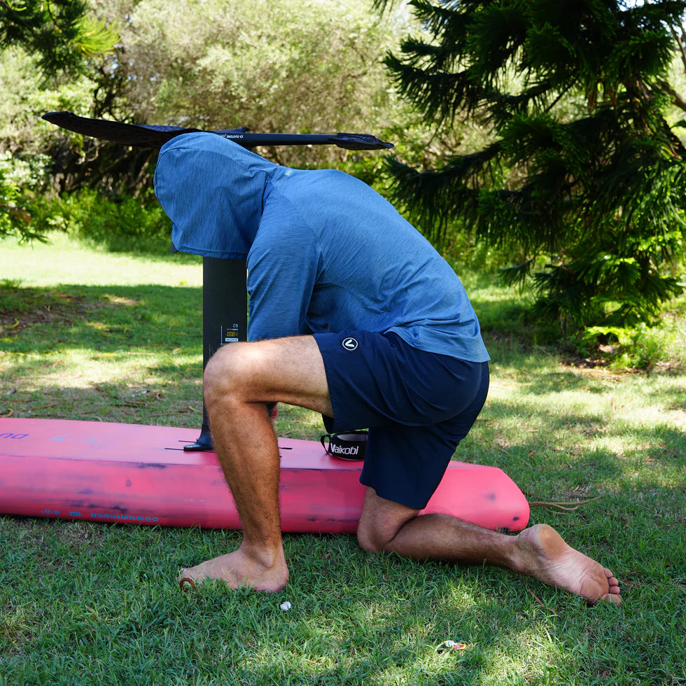 VAIKOBI UV PERFORMANCE HOODED TECH TOP - OCEAN BLUE