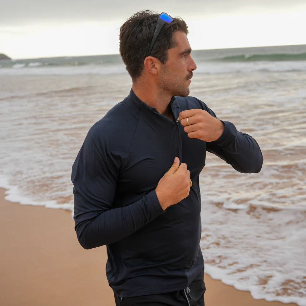 VAIKOBI UV LONG SLEEVE ZIP TECH TOP - CHARCOAL