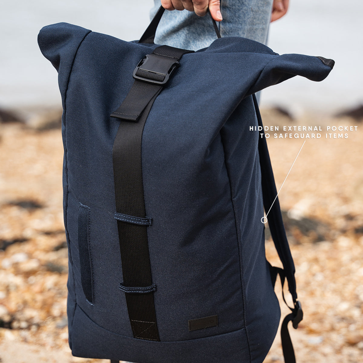 MUSTO CANVAS ROLL TOP BAG - NAVY