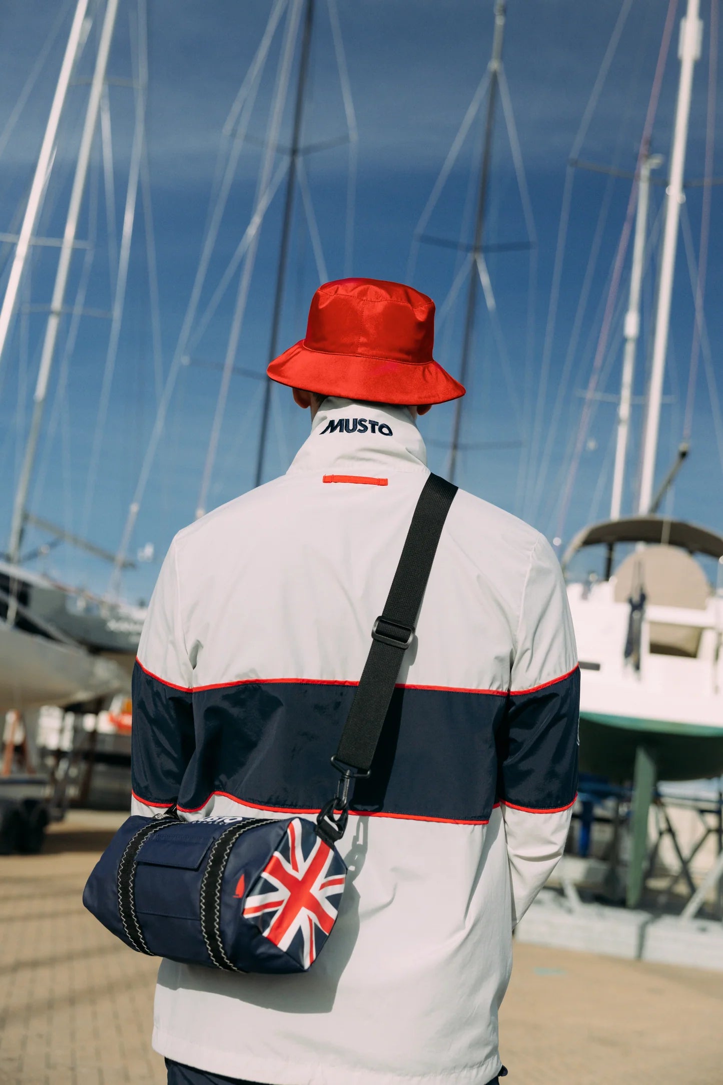 MUSTO SALCOMBE REVERSIBLE BUCKET HAT