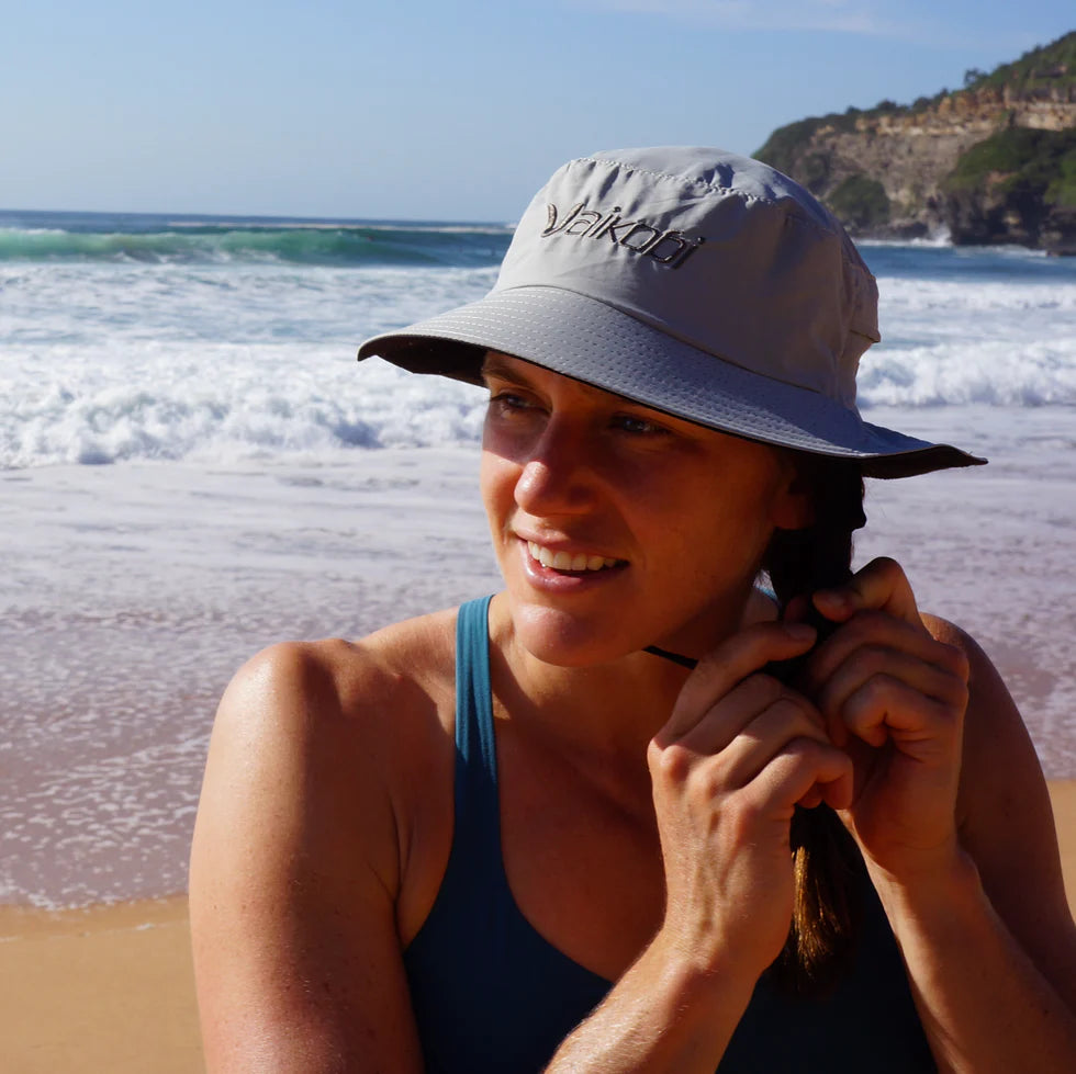 VAIKOBI DOWNWIND SURF HAT-LIGHT GREY