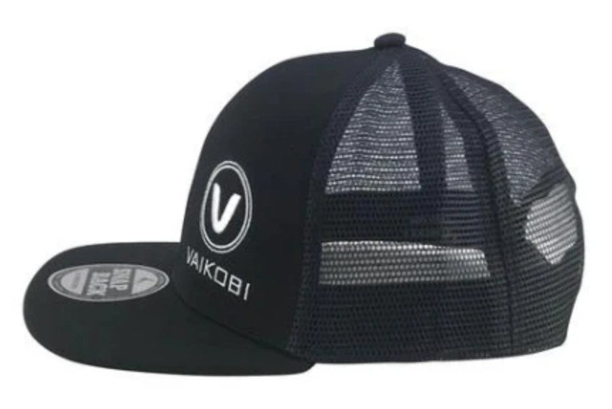 VAIKOBI YOUTH FLAT-BRIM MESH SNAPBACK CAP - BLACK