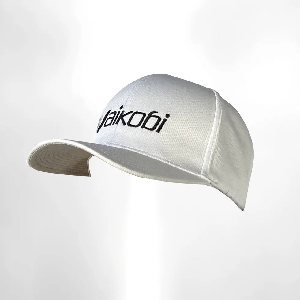 VAIKOBI PERFORMANCE MESH HAT LOGO - WHITE