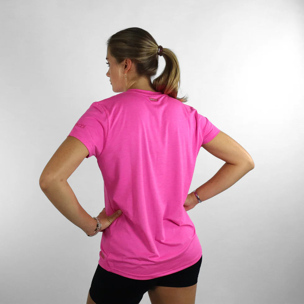 VAIKOBI WOMEN'S UV PERFORMANCE TECH TEE - PINK