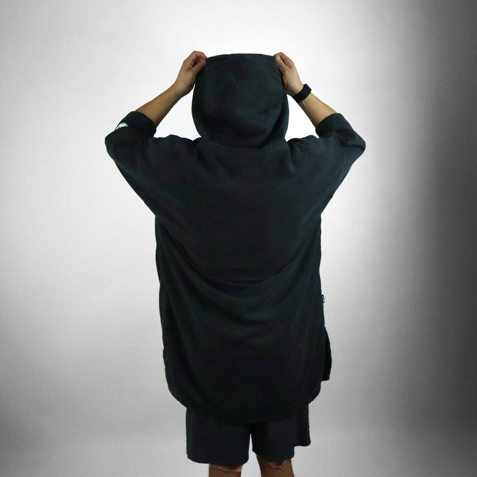 VAIKOBI FULL ZIP HOODED TOWEL - BLACK