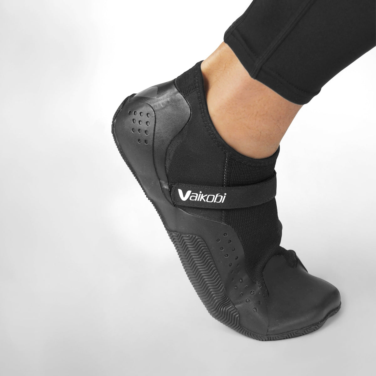 Vaikobi Speed Grip Low Cut Flex Boot