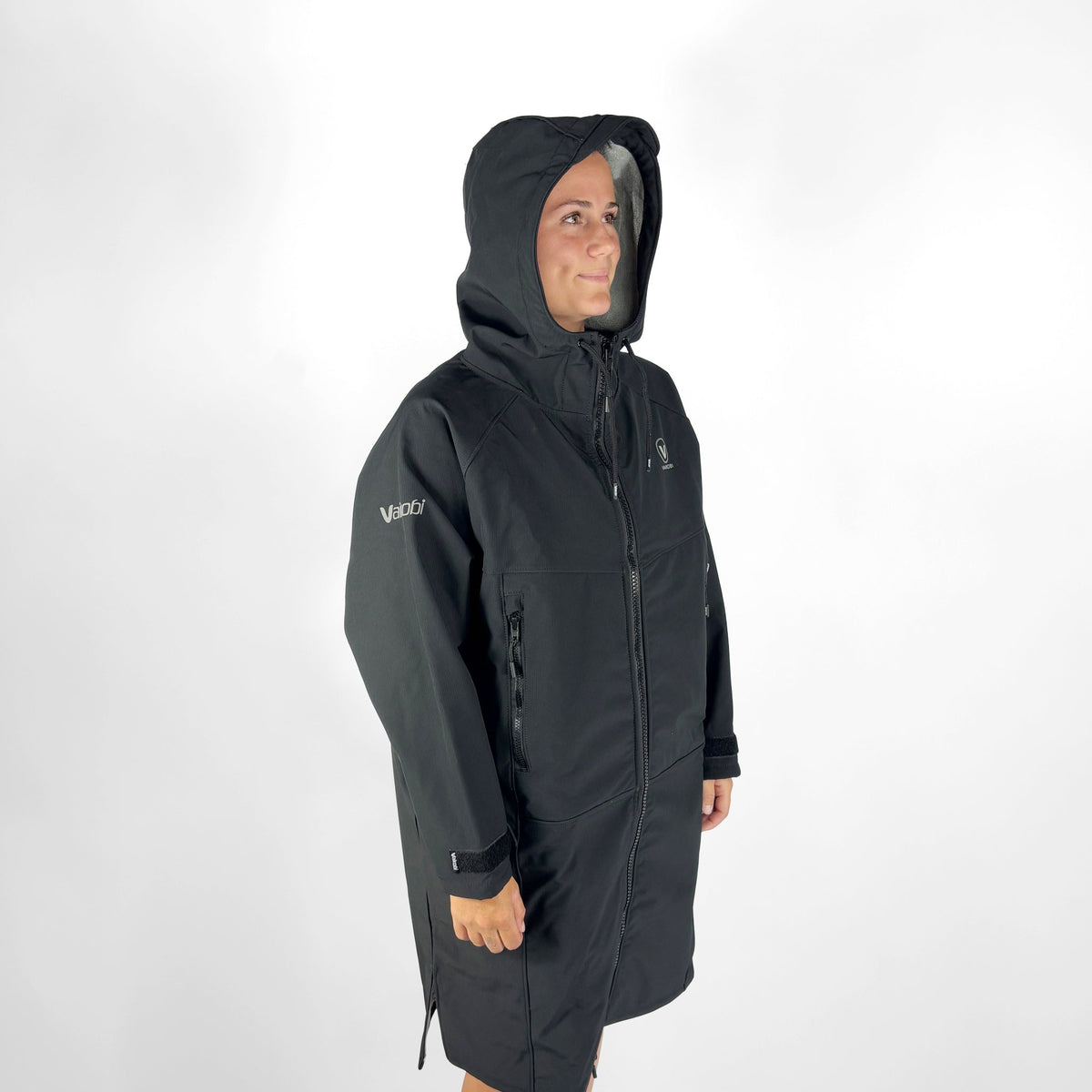 Vaikobi Beach Coat - Black