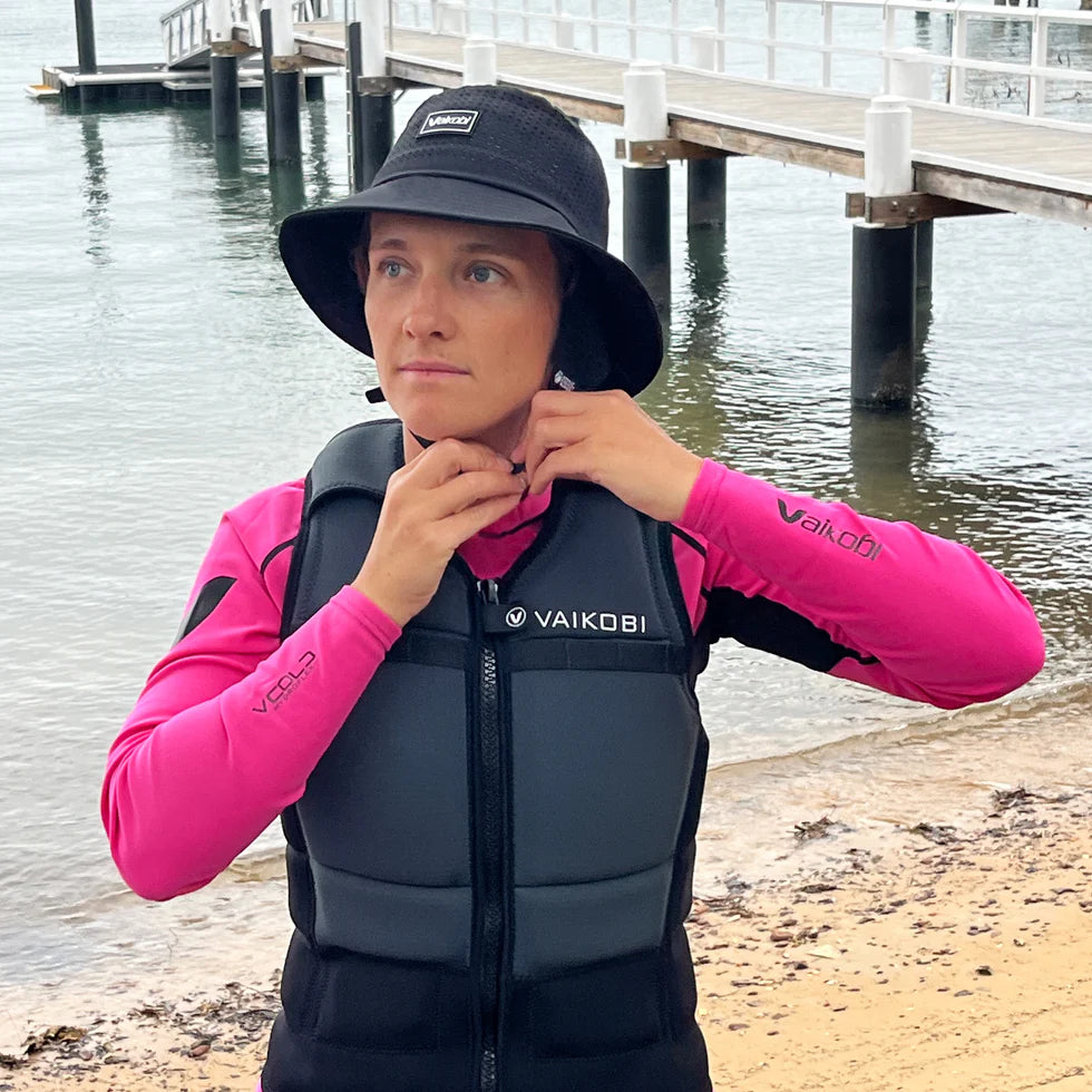 VAIKOBI BUCKET BUMP HAT - BLACK