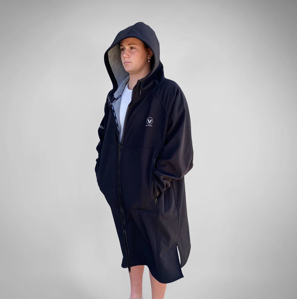 VAIKOBI BEACH COAT - BLACK