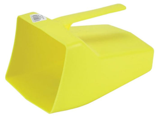 LARGE PLASTIC BAILING SCOOP - YELLOW