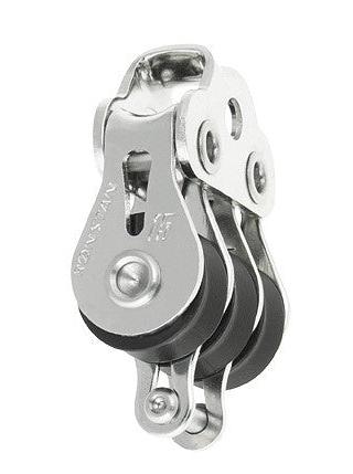 RONSTAN SERIES 15 TRIPLE BALL BEARING BLOCK WITH BECKET - NO SHACKLE
