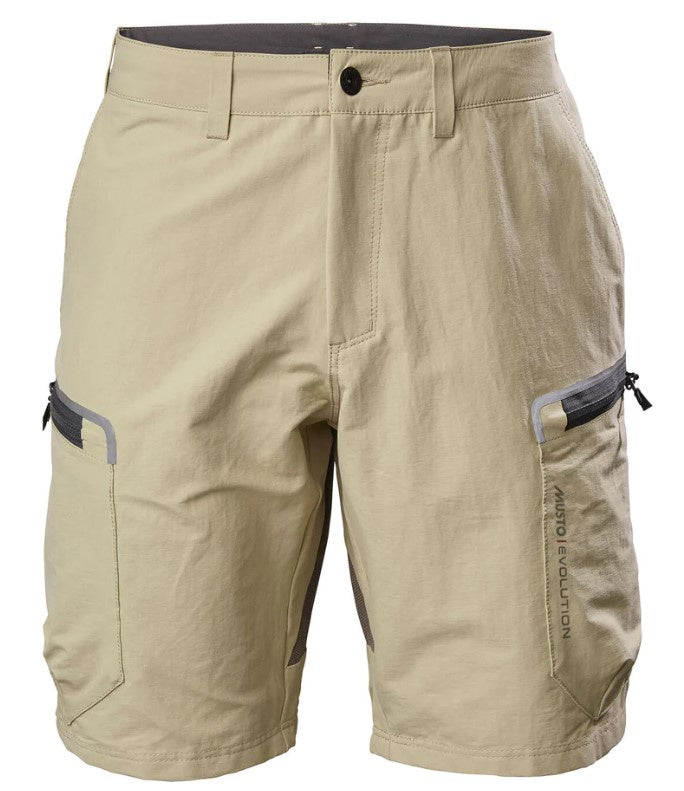 MUSTO MEN'S EVOLUTION PERFORMANCE 2.0 SHORT - LIGHT STONE